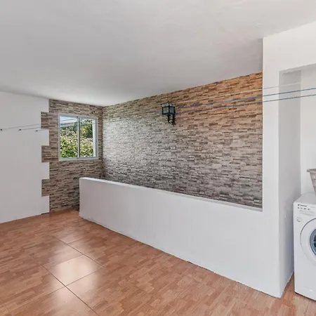 Home2book Bella Vista, Bbq & Jacuzzi Feriehus *