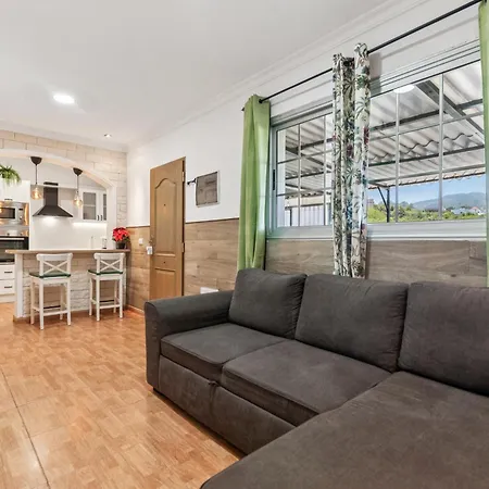 Home2book Bella Vista, Bbq & Jacuzzi Feriehus